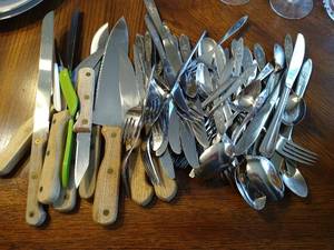 lot 201 image: Lot of Flatware & Knives