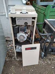 lot 226 image: Lennox Natural Gas Furnace