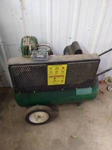 lot 253 image: Melben Products Air Compressor - Very Nice