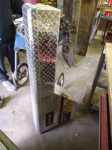 lot 255 image: 48 Truck Wheel Well Toolbox - New