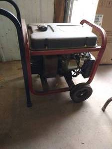 lot 257 image: Coleman Powermate Vantage 3500 Generator
