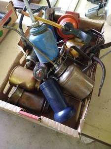 lot 266 image: Lot of Oiling Cans