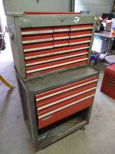 lot 271 image: Craftsman OverUnder Rolling Toolbox