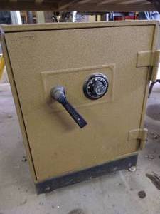 lot 274 image: Meilink Safe - Works And Has Combination