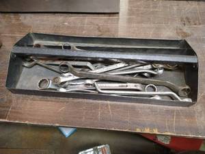 lot 290 image: Tray With Wrenches