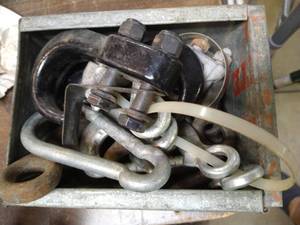 lot 300 image: Box of Heavy Duty Tow Hooks, Etc