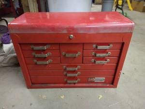 lot 301 image: Nice Waterloo Industries Tool Box
