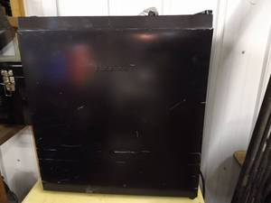 lot 350 image: Small Dorm Refrigerator
