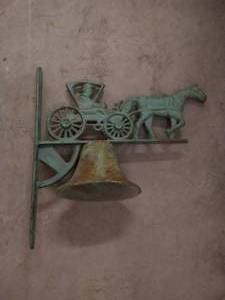 lot 364 image: Vintage Cast Iron Bell, No Knocker