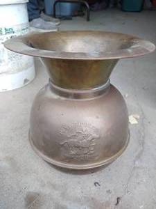 lot 372 image: Vintage Pony Express Spittoon