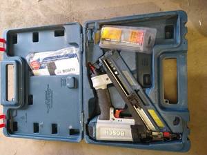 lot 404 image: Bosch Finishing Nailer
