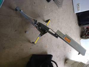 lot 409 image: Champion High Fly Skeet Thrower - Like New
