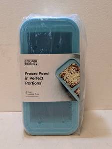 lot 36 image: SOUPER CUBES 2 CUP FREEZING TRAY 2PK.