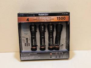 lot 43 image: DURACELL HYBRID LED FLASHLIGHTS 4PK.