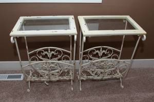 lot 66 image: Set of Two White Side Tables with Glass Tops