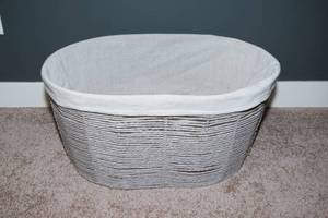 lot 112 image: Large Blanket Basket