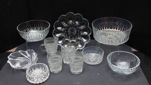 lot 93 image: Large Collection of Cut Glass - 11 Pieces