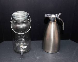 lot 128 image: Crofton 2 Qt Coffee Dispenser & 12.5 Drink Dispenser