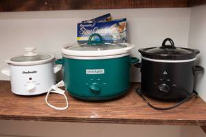 lot 87 image: Set of Three Crock Pots  Untested