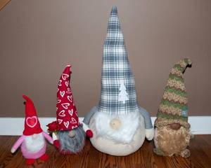 lot 204 image: Set of Four Gnomes