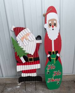 lot 256 image: Set of Two Santas