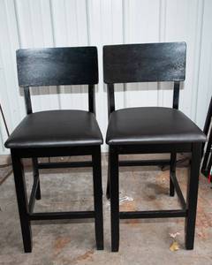 lot 179 image: Set of 2 Black Faux Leather Barstools