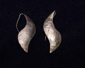 lot 72 image: Sterling Silver Hammered Dangle Earrings  Stamped Sterling
