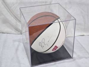 lot 24 image: Bo Ryan Autographed Wisconsin Badgers Basketball in Case