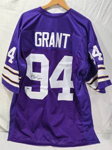 lot 44 image: Bud Grant Autographed Number 94 Minnesota Vikings Football Jersey with Cert of Authenticity and Photo