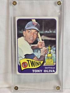 lot 134 image: Tony Oliva 1965 Topps Rookie Cup #340 - Minnesota Twins Vintage Baseball Card