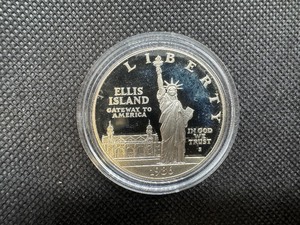 lot 52 image: 1986-S Proof Statue of Liberty Commem. Silver Dollar