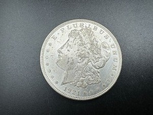 lot 38 image: 1921-D Morgan Silver Dollar