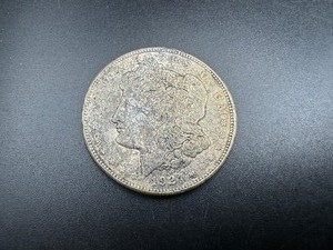 lot 39 image: 1921-S Morgan Silver Dollar