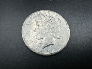 lot 48 image: 1922-S Peace Silver Dollar