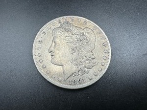 lot 17 image: 1891 Morgan Silver Dollar