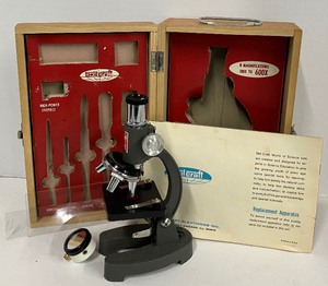 lot 60 image: Vintage Skilcraft Microscope #452 with Carrying Case