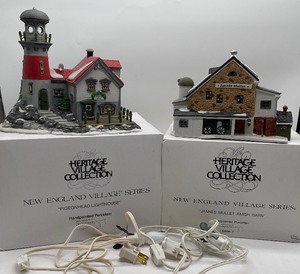 lot 118 image: Two Department 56 The Heritage Village Collection New England Village Series