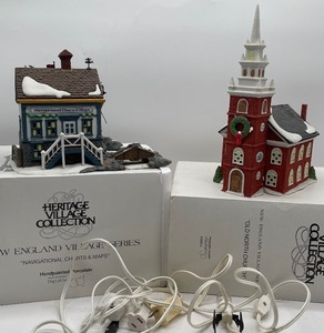 lot 123 image: Two Departmnet 56 Heritage VillageCollection New Enland Village Series