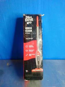 lot 35 image: Dirt Devil Power Swerve Pet Cordless Stick Vacuum Cleaner