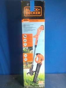 lot 70 image: Black & Decker 20 Volt Trimmer and Blower