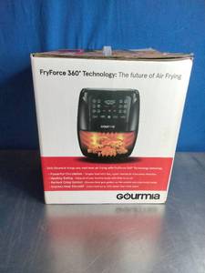 lot 99 image: Gourmia 4-Quart Digital Air Fryer