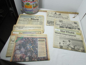 lot 22 image: MN Twins 1987 World Champion Newspaper Articles