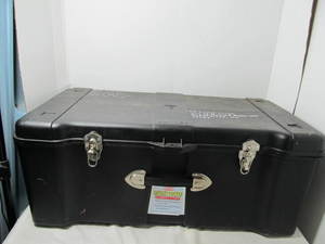 lot 56 image: Contico Deluxe Locker