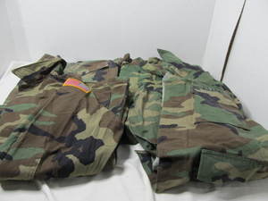 lot 58 image: Military Apparel