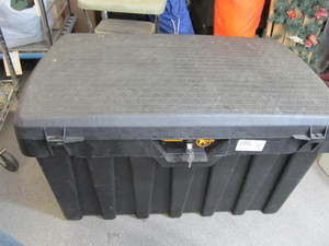 lot 60 image: Contico Pro Tuff Bin