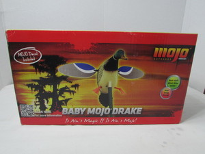 lot 118 image: Baby Mojo Drake Decoy