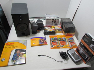 lot 124 image: Electronic Accessories