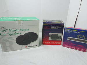 lot 150 image: Car Audio Items