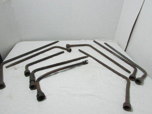 lot 173 image: Tire Irons