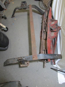 lot 177 image: 5th Wheel Attatchments and Receiver